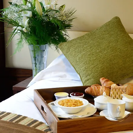 Treacy's Wexford 4*