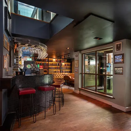 Отель Treacy's Wexford Эннискорти