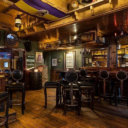 Treacy's Wexford Эннискорти